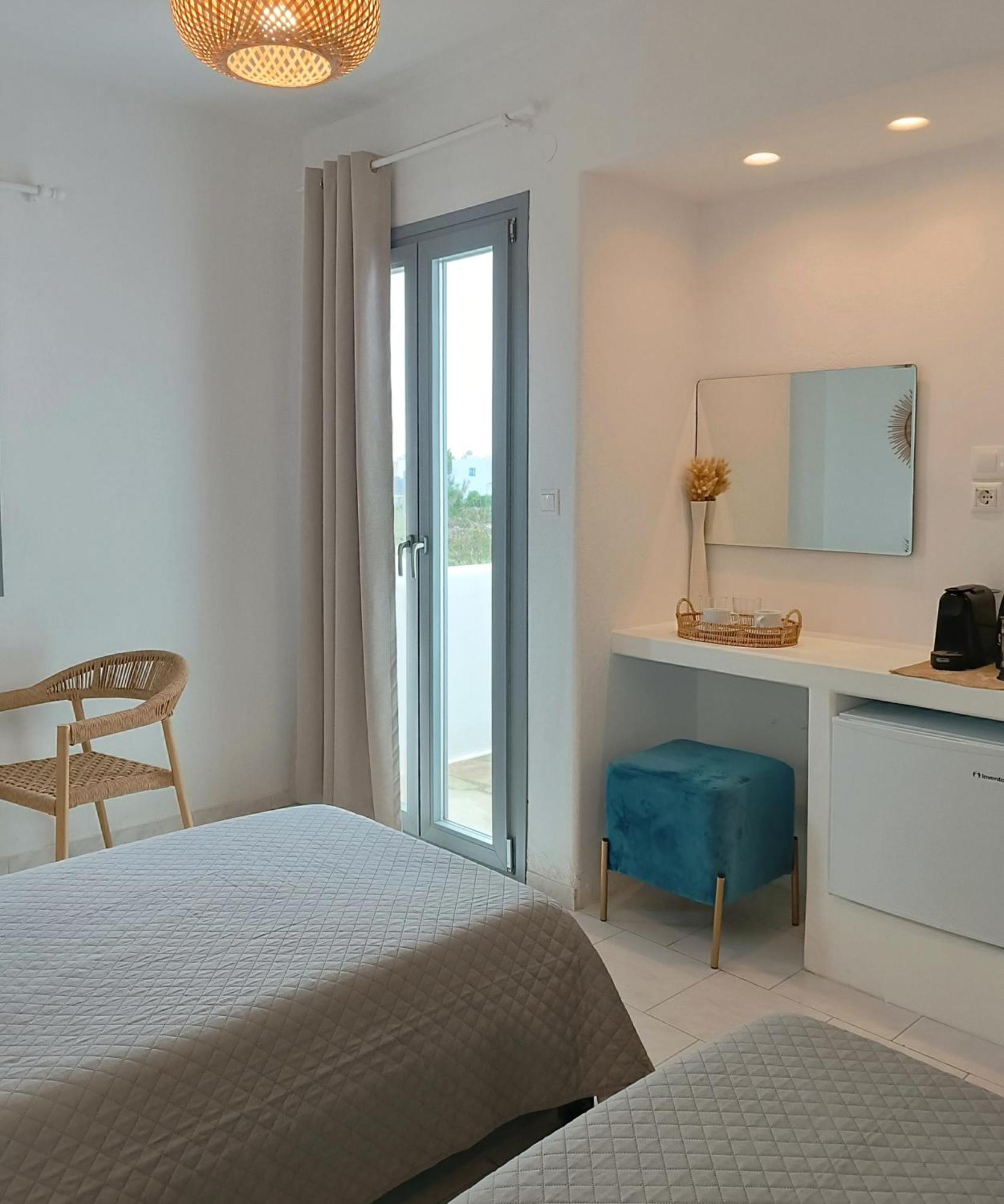 Apanema Paros Apartment Naousa  Room photo